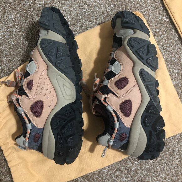 *RARE* Acne Studios Bolzter Tumbled Sneaker - Picture 5 of 8